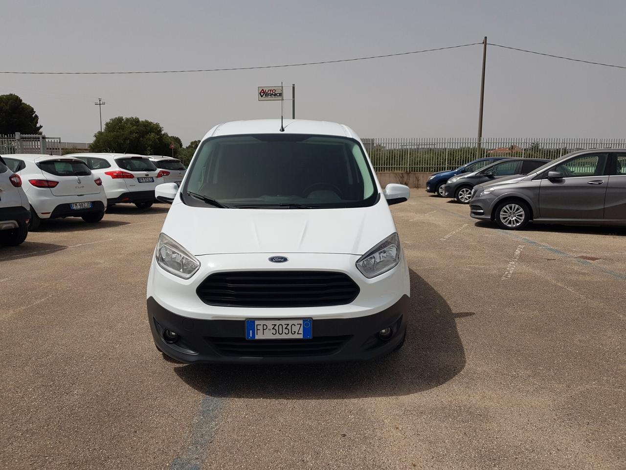 Ford Transit Courier 1.5 TDCi 75CV Van Entry