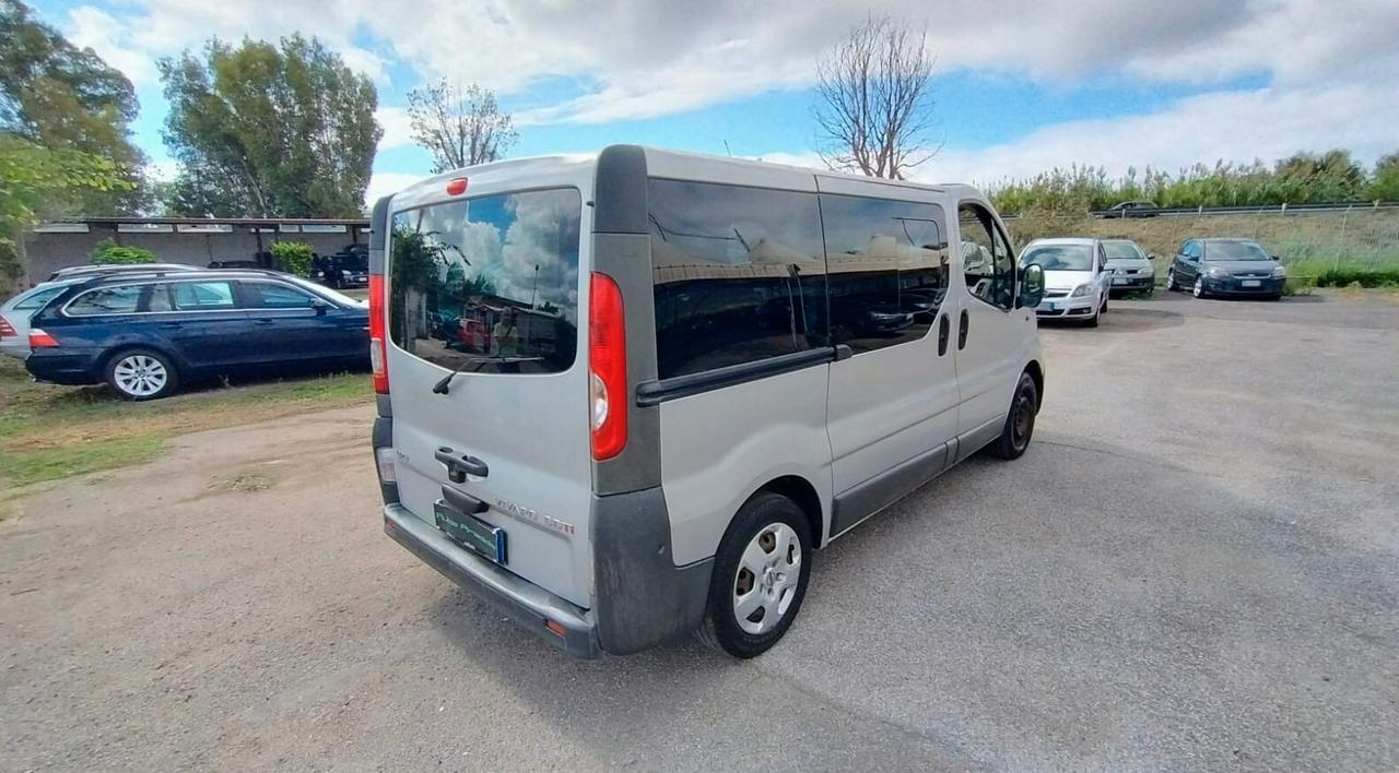 Opel Vivaro 29 2.0 CDTI PC-TN Combi 9 Posti