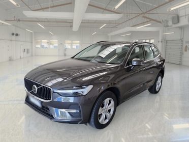 VOLVO XC60 B4 D AWD AUTOMATICO CORE SUV
