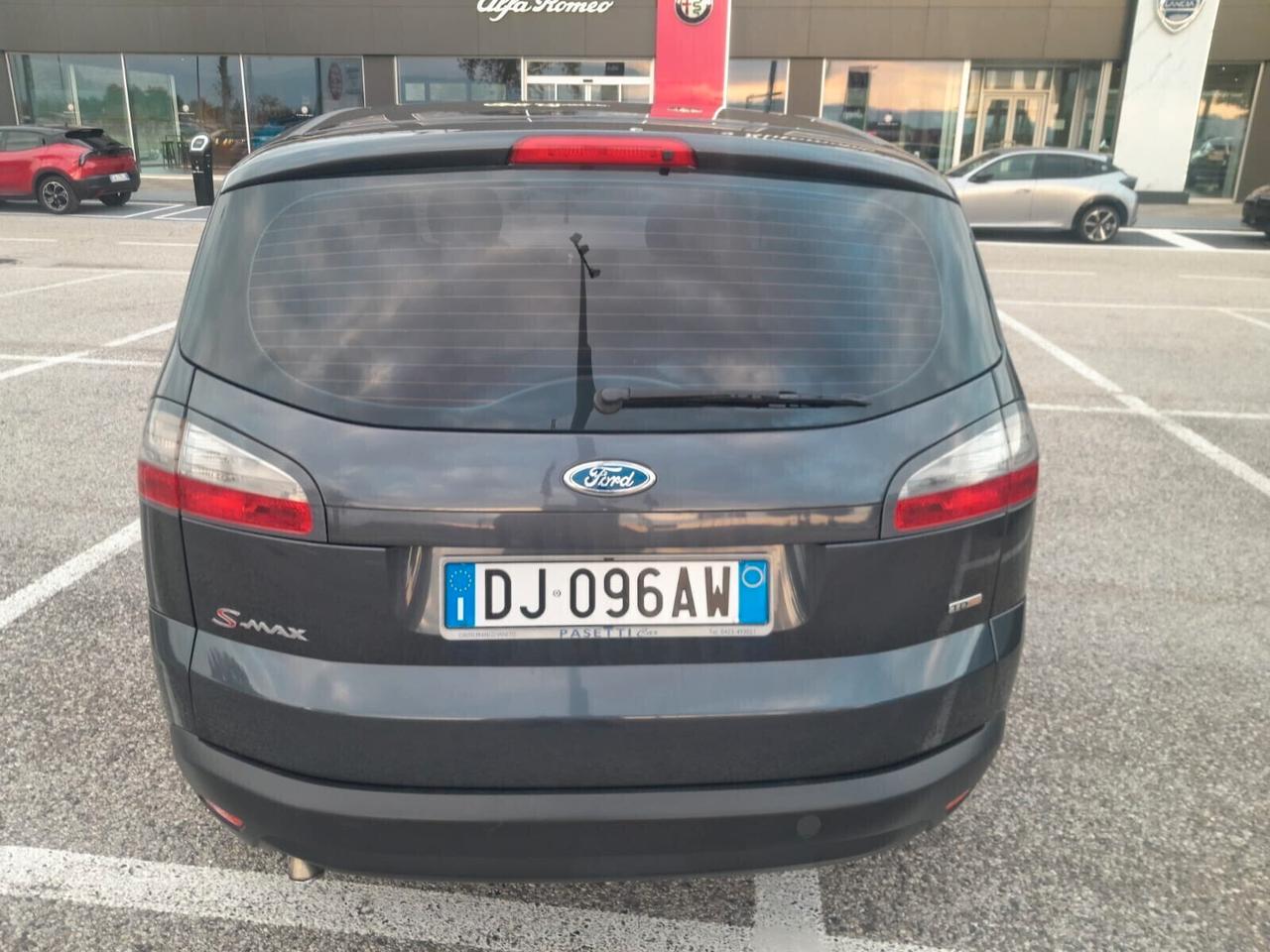 Ford S-Max 2.0 TDCi 131 CV automatico 7 posti