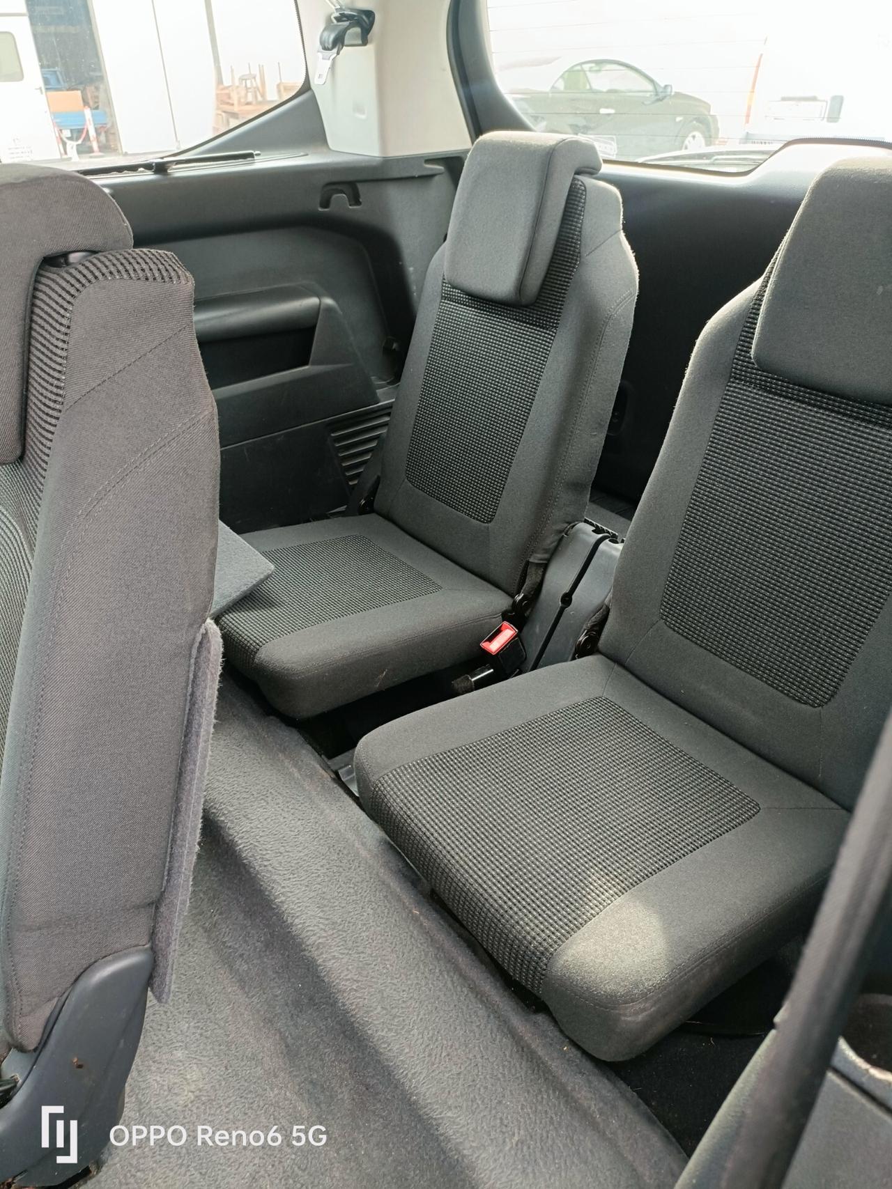 Peugeot 5008 BlueHDi 120 S&S Business