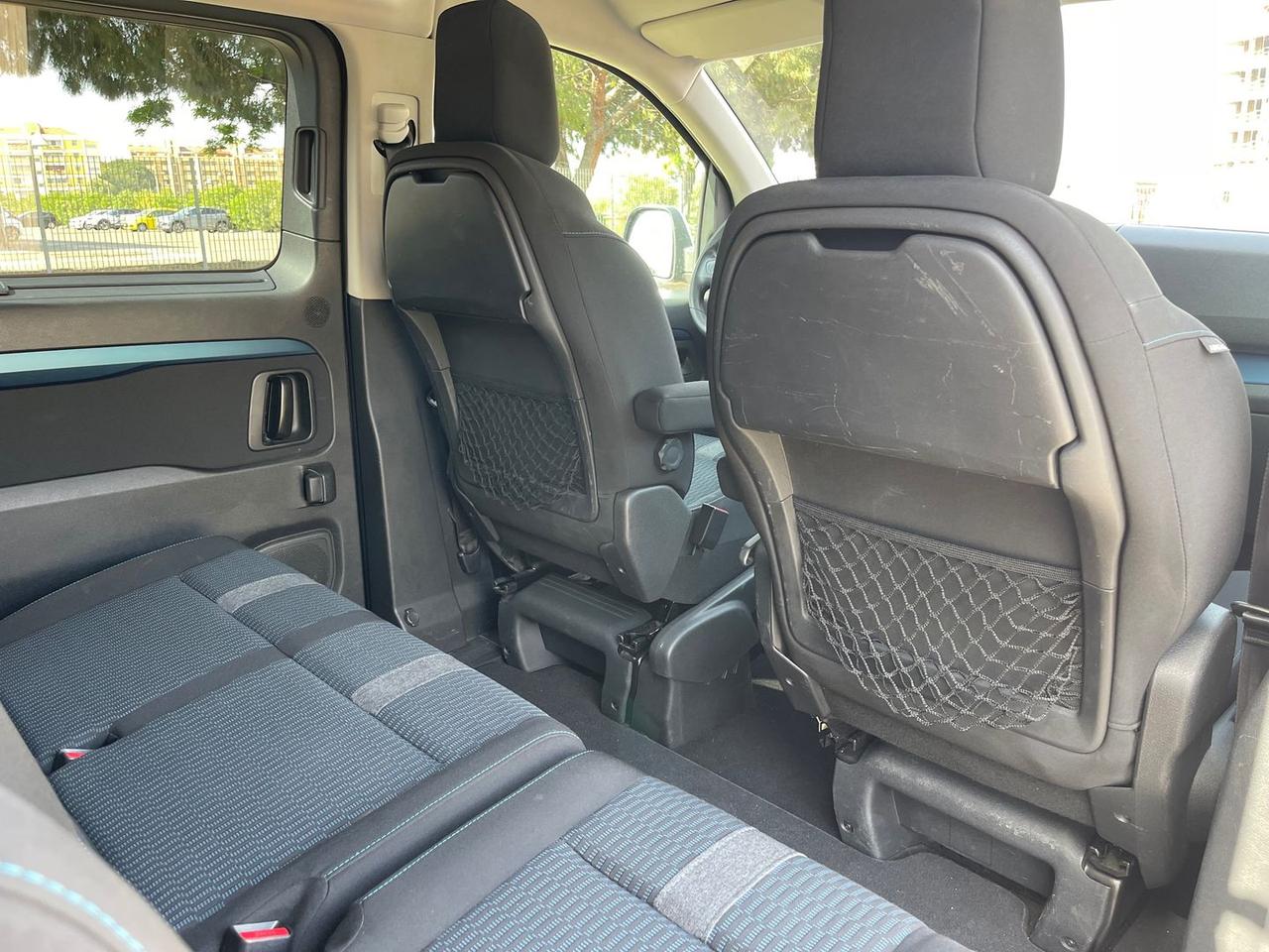 Peugeot Traveller 2.0 Blue HDI Active #10681