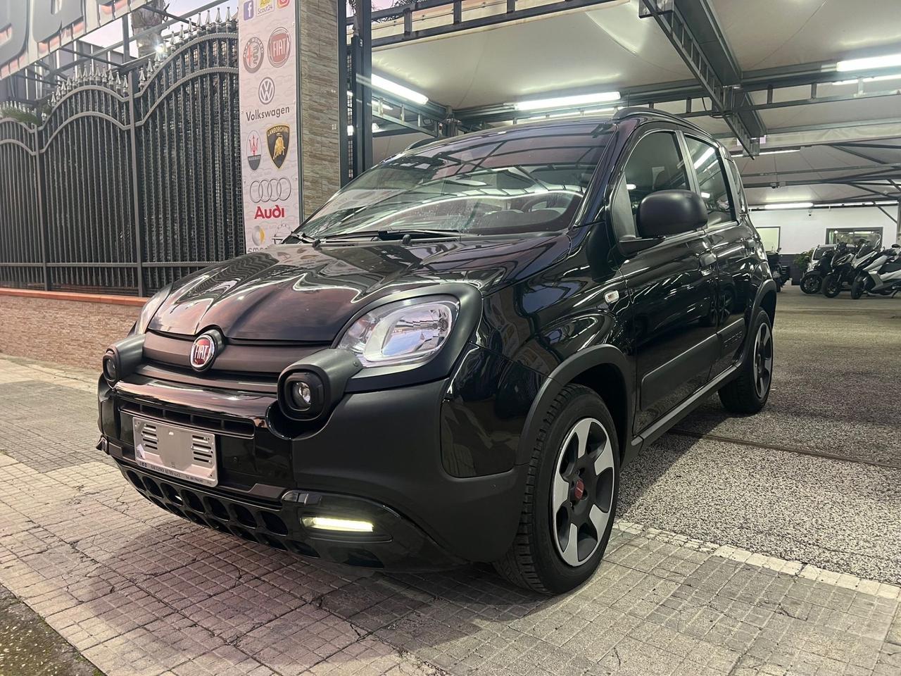 Fiat Panda 1.0 FireFly S&S Hybrid City Cross