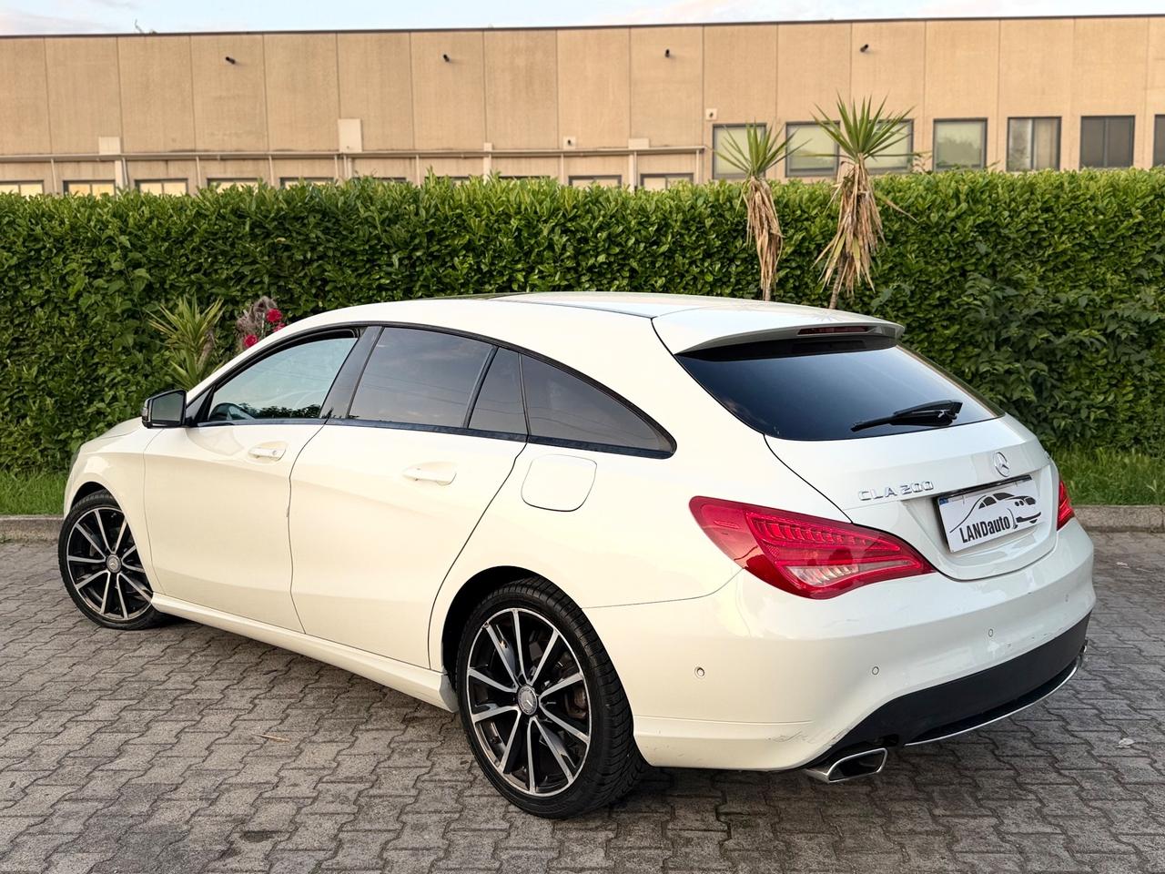 Mercedes-benz CLA 200 CDI Premium AMG 2015