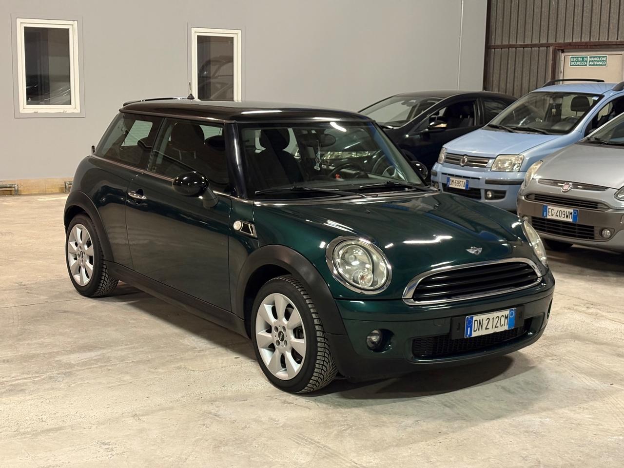 Mini 1.4 16V One Chili