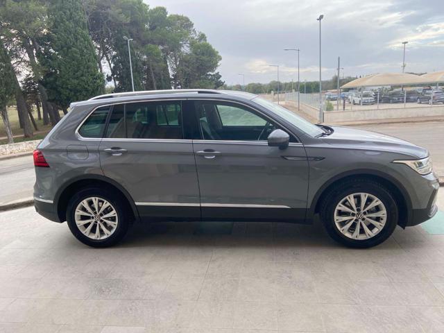 VOLKSWAGEN Tiguan 2.0 TDI 150 CV SCR DSG Life