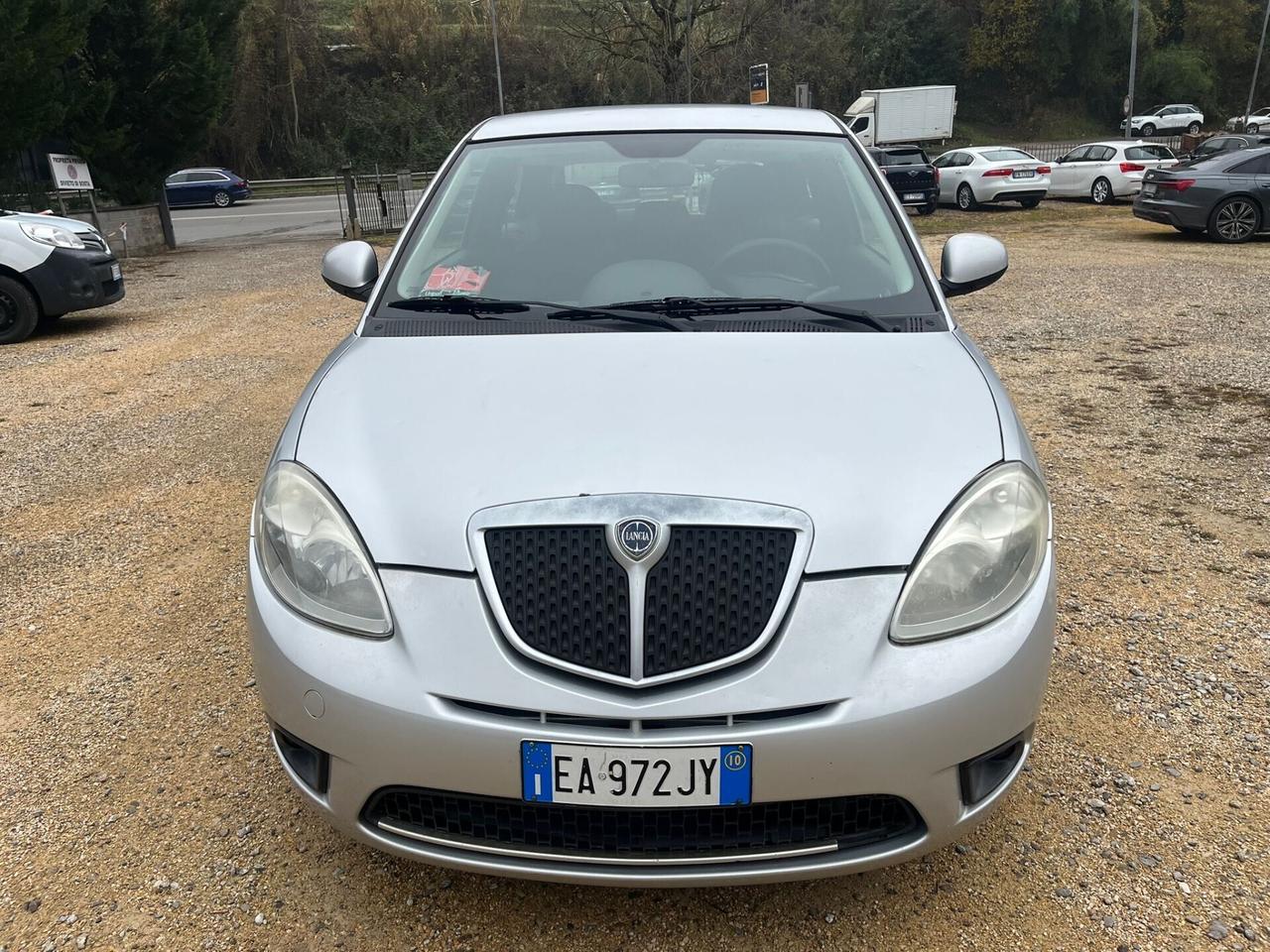 Lancia Ypsilon 1.2 Benzina/GPL - Neopatentato