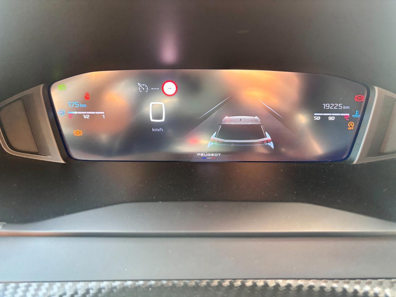 Peugeot 2008 PureTech 100 S&S Allure