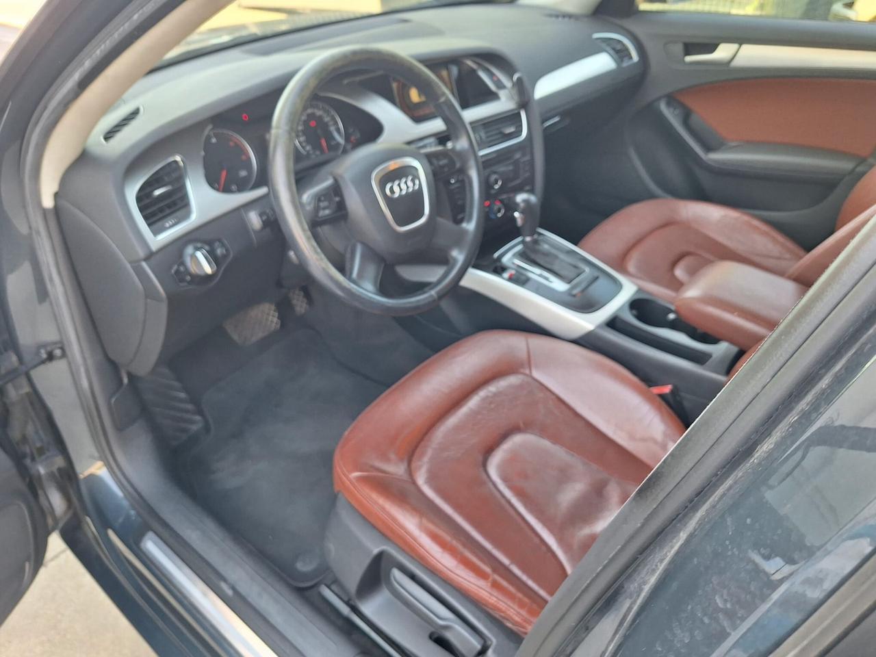 Audi A4 Avant 2.0 TDI Sport Paket 2008 Xeno Pelle