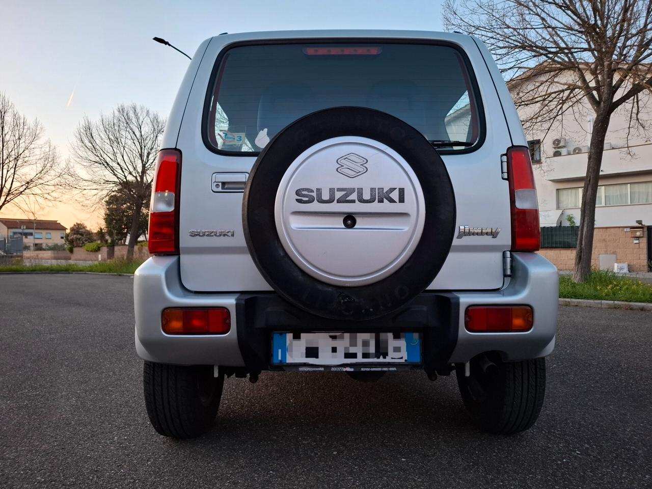 Suzuki Jimny 1.3i 16V cat 4WD JLX Special