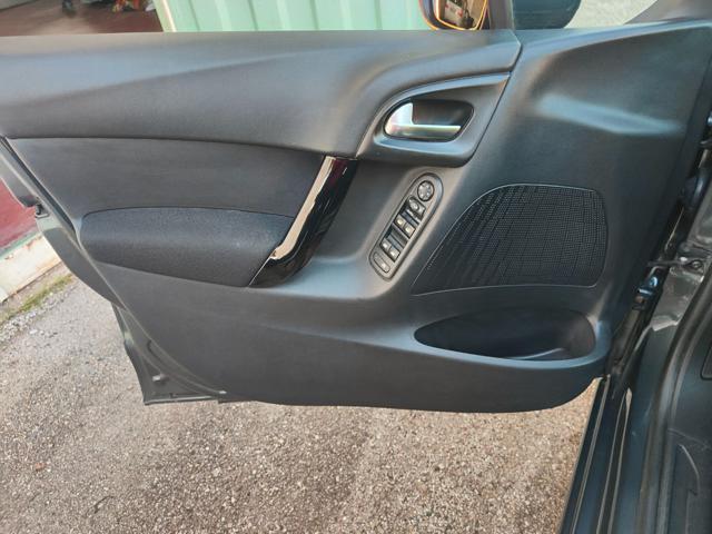 CITROEN C3 1,2 Benzina 5 Porte ( TAGLIANDATA )