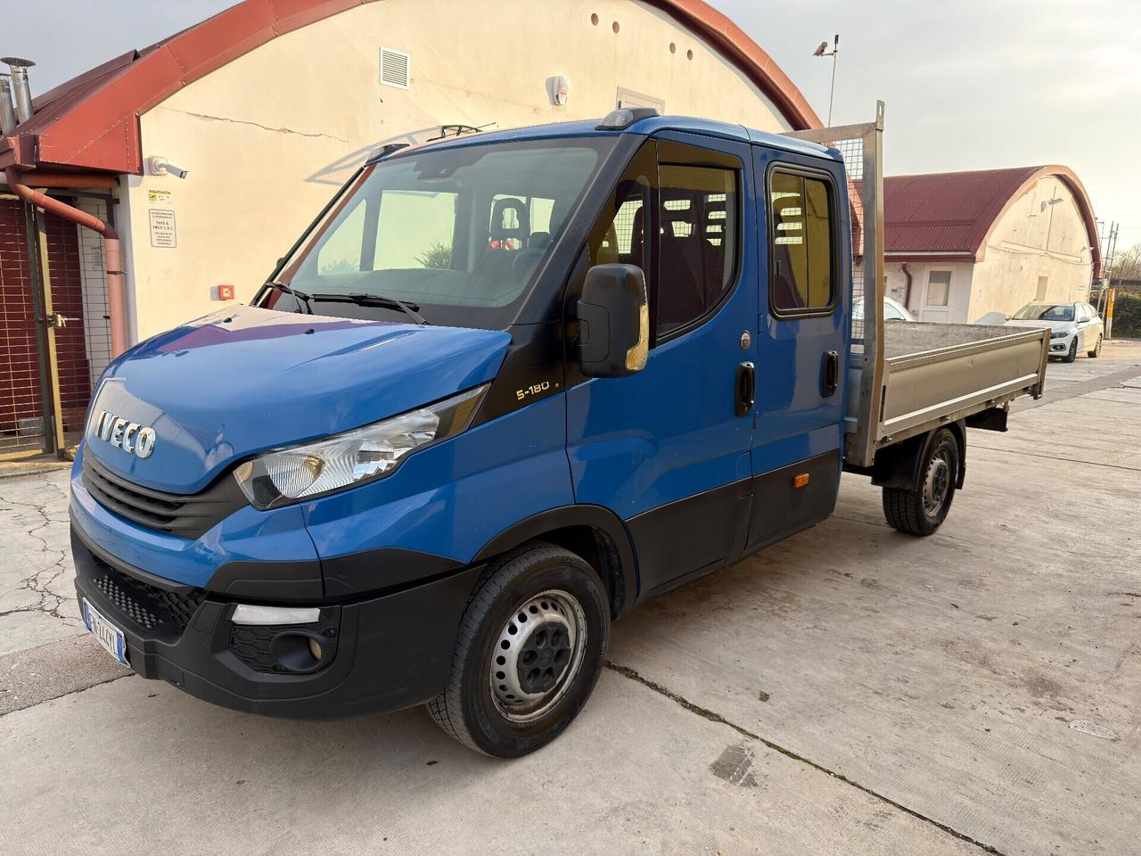Iveco Daily 3.0 d 180cv 7 posti ottime condizioni-2018