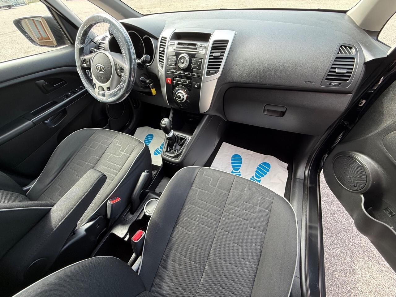 Kia Venga 1.4 CRDi 90CV - Neopatentati