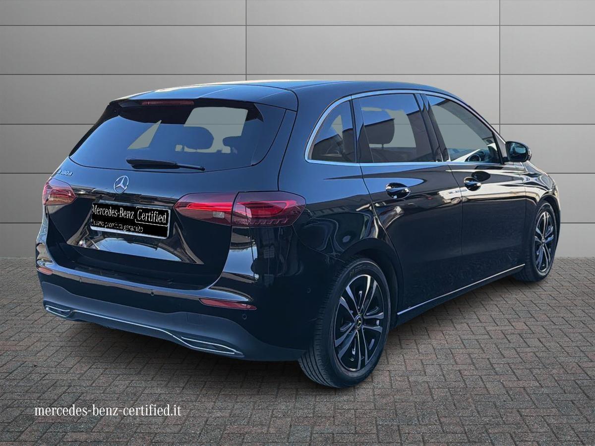 Mercedes-Benz B 180 d Advanced auto