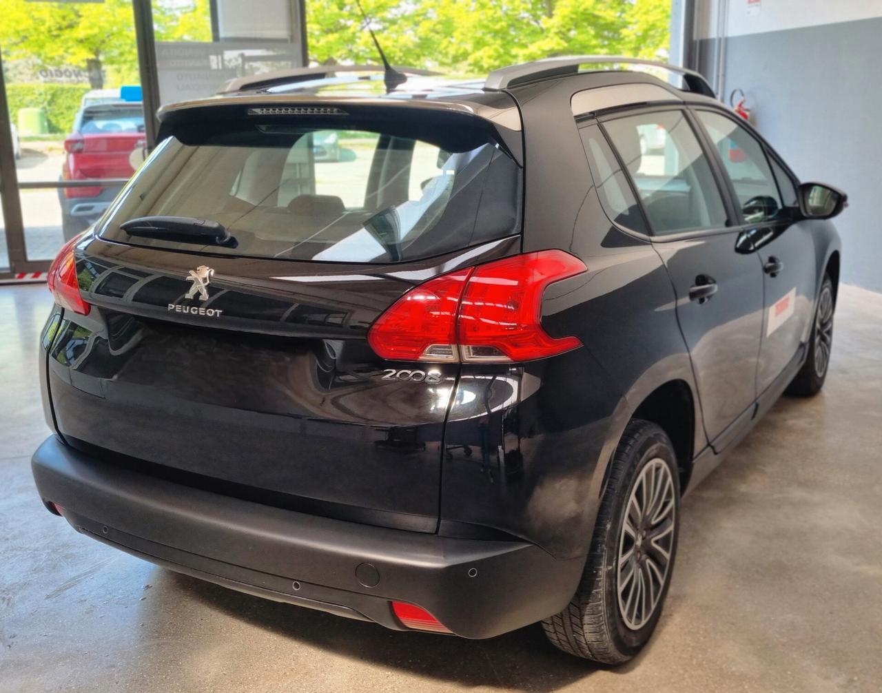 Peugeot 2008 1.2 KM 31.600 UNICO PROPRIETARIO,DISTRIBUZIONE FATTA