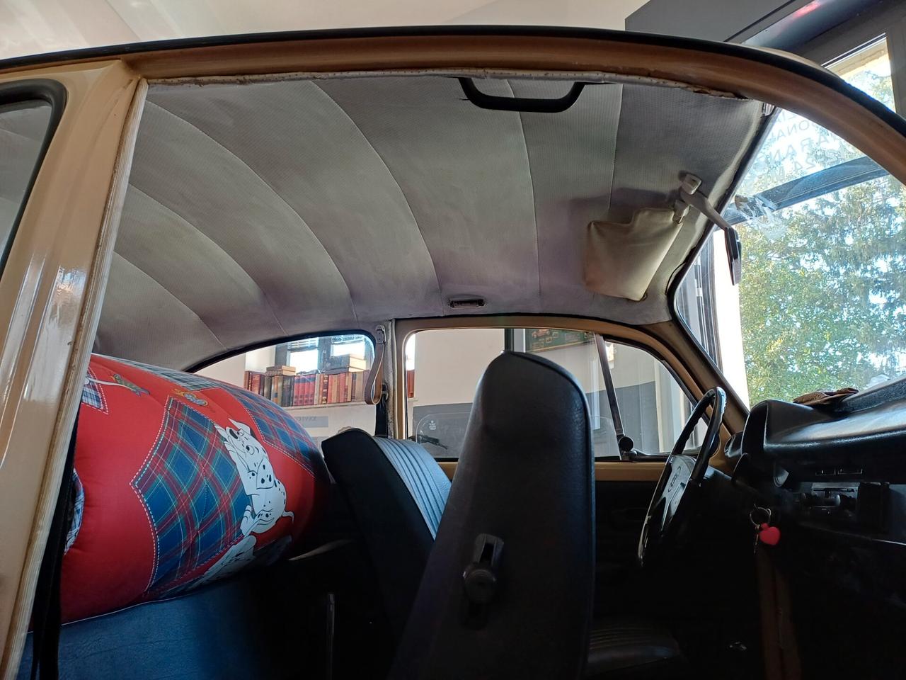 Volkswagen Maggiolino 1200cc. Benzina