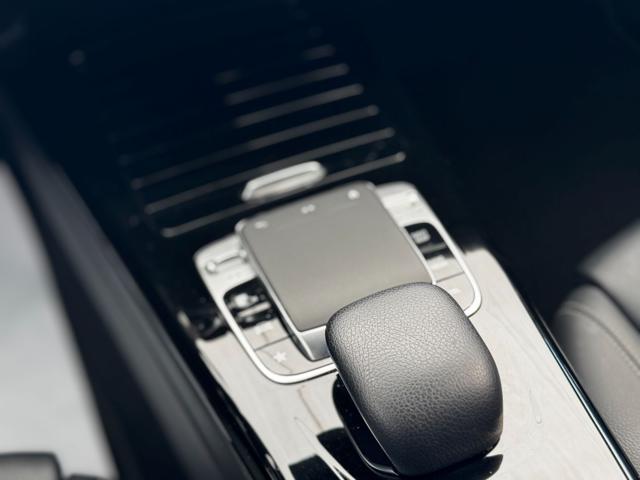MERCEDES-BENZ A 180 d Automatic Sport (Navi/Retro/Unipro.)