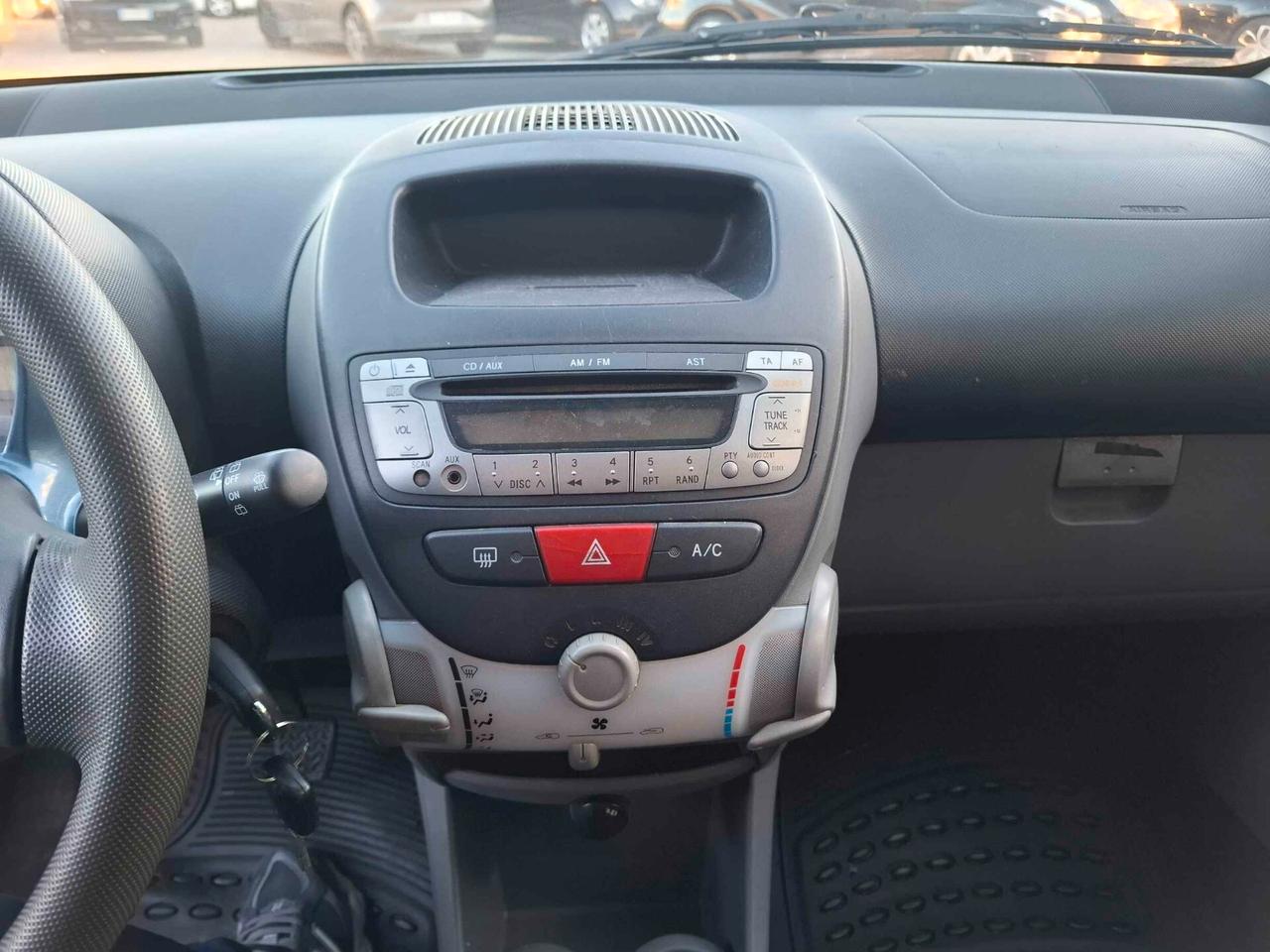 Toyota Aygo 1.0 BENZINA - 2008 SOLI 103 MILA KM !!!!!!!!!