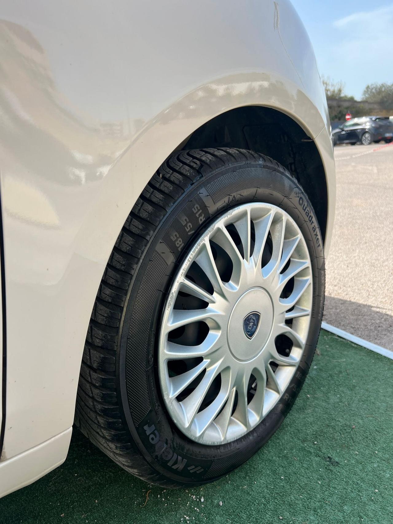 Lancia Ypsilon 1.3 MJT 16V 95 CV 5 porte S&S Gold