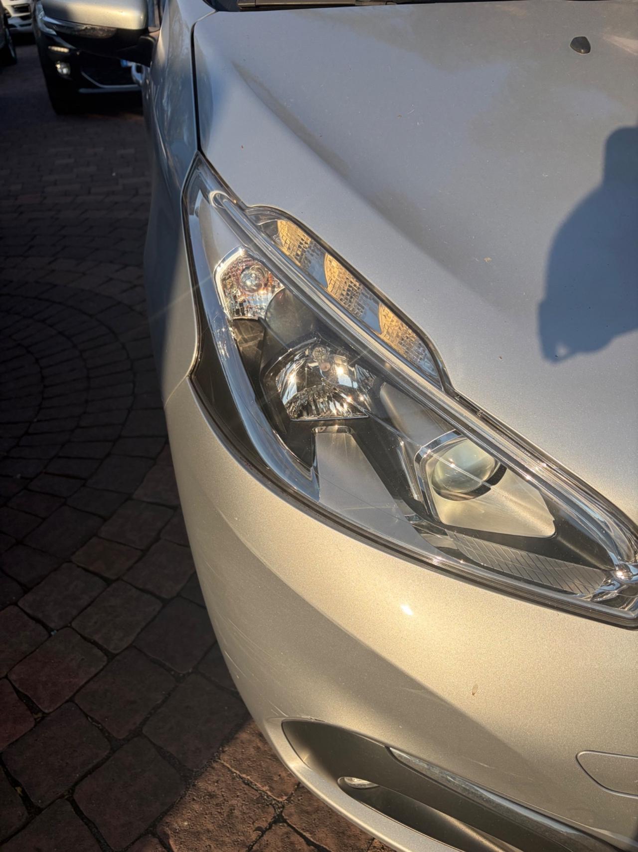 Peugeot 208 BlueHDi 100 5 porte Allure OFFERTA SETTIMANALE EURO 5900