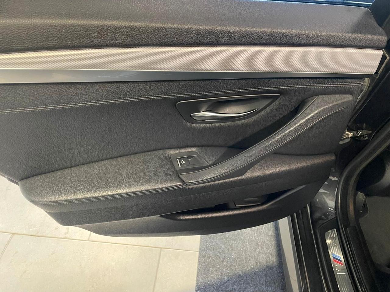 Bmw serie 5 520d xDrive Msport 2014 euro6