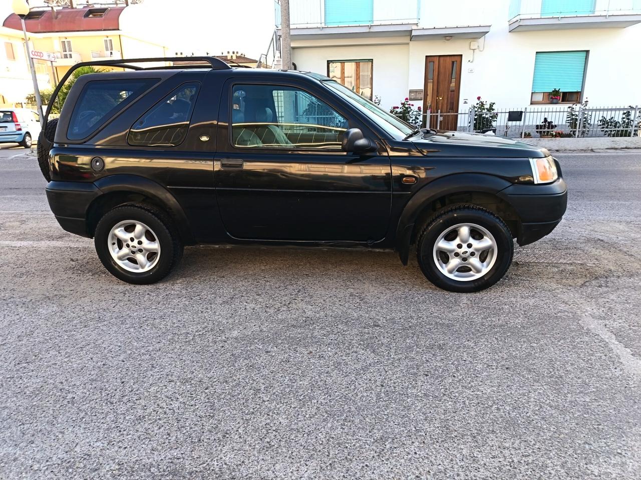 Land Rover Freelander 2.0 TD 4X4 GANCIO TETTO