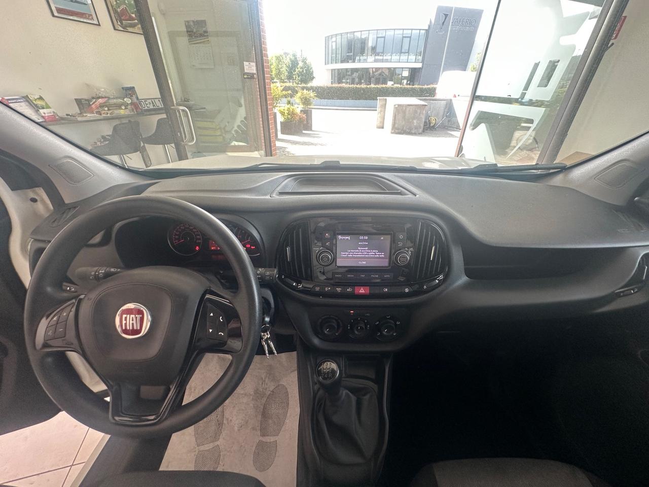 DOBLÒ CARGO MAXI 105cv PASSO LUNGO 3 POSTI