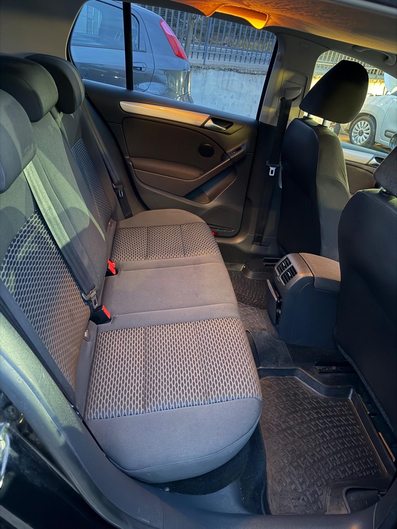 Volkswagen Golf 1.6 TDI DPF 5p. Comfortline