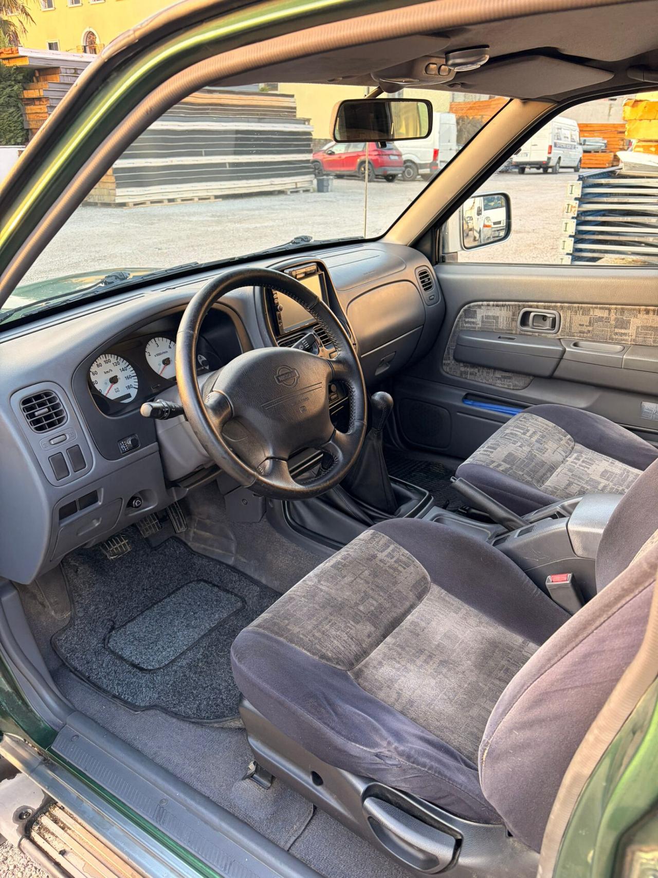 Nissan NAVARA 2.5 AUTOCARRO 5 POSTI-1999