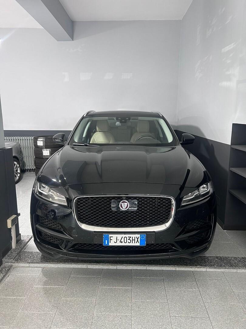 Jaguar F-Pace AWD Prestige