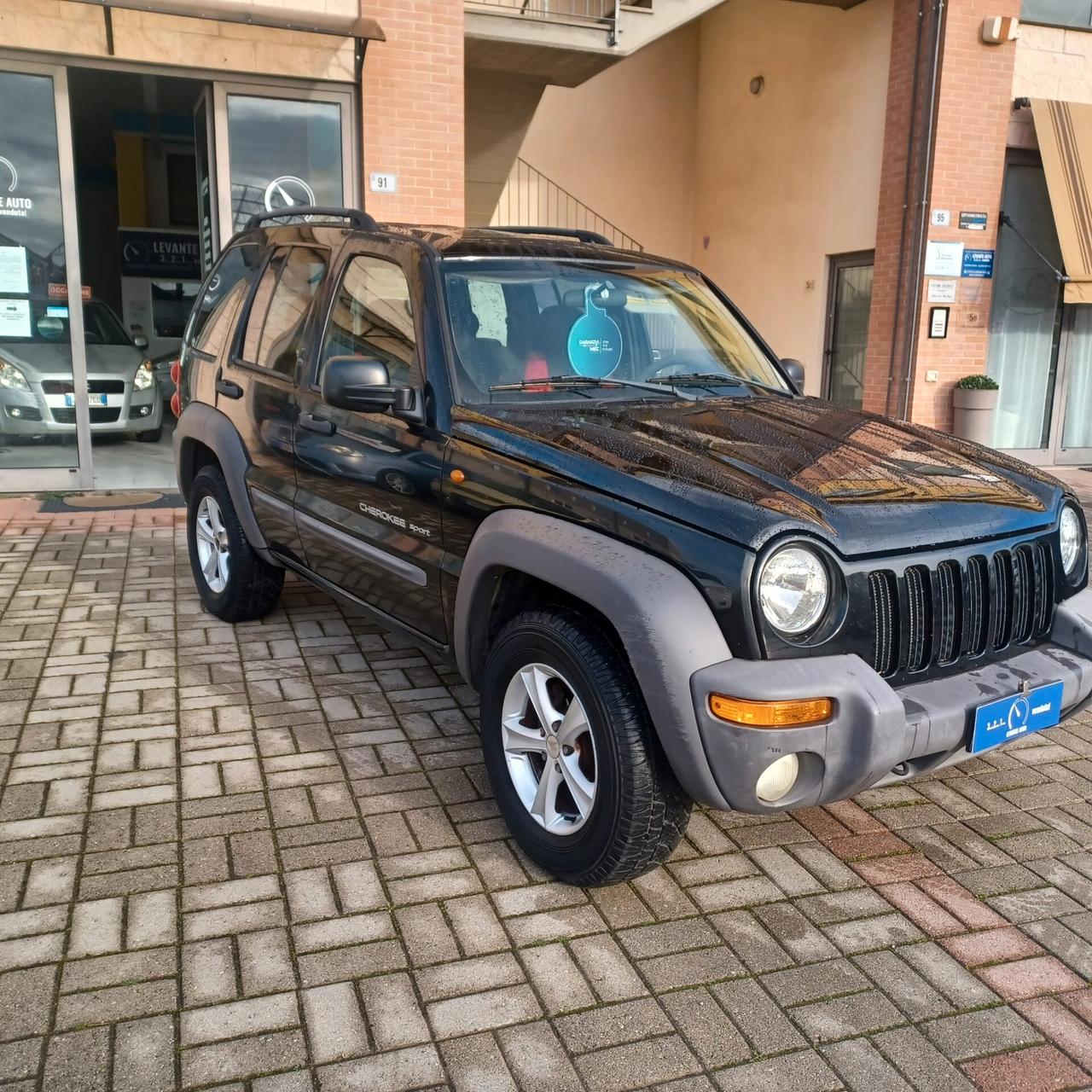 4X4 CHEROKEE 2.8 TURBINA E CATENA NUOVI