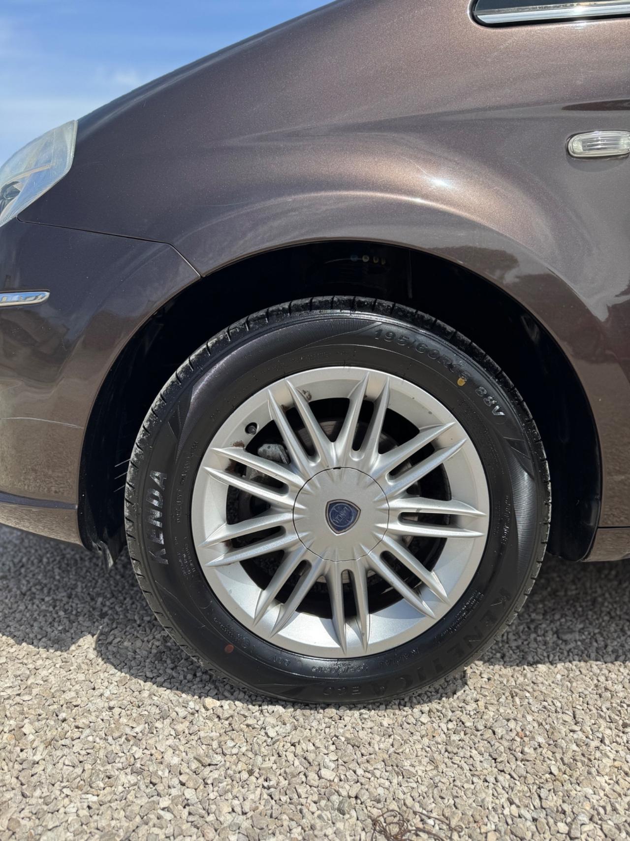 Lancia MUSA 1.4 Oro Ecochic GPL