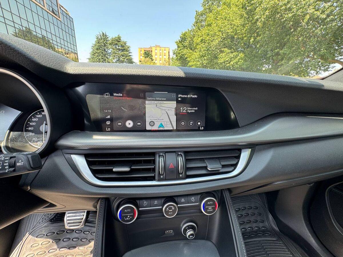 Alfa Romeo Stelvio 2.2 t Business rwd 160cv auto