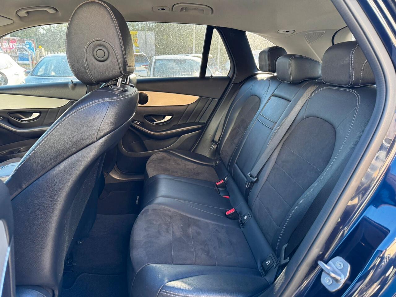 MERCEDES GLC 250 D 4MATIC AMG 204CV AUTOMATICO