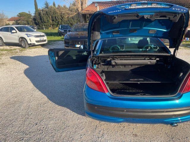 PEUGEOT 207 1.6 HDi 110CV CC Féline