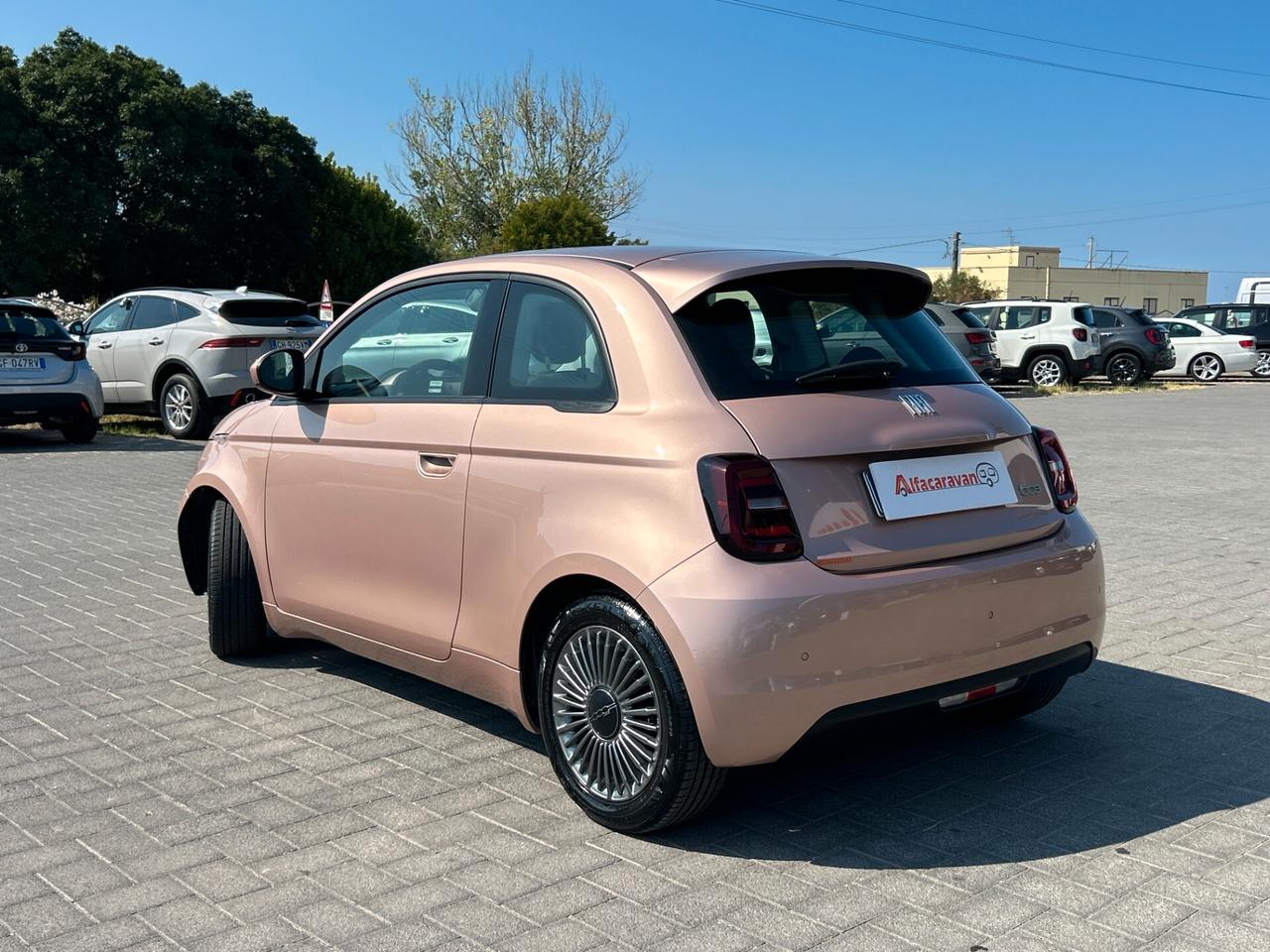 Fiat 500e 42 kWh Icon