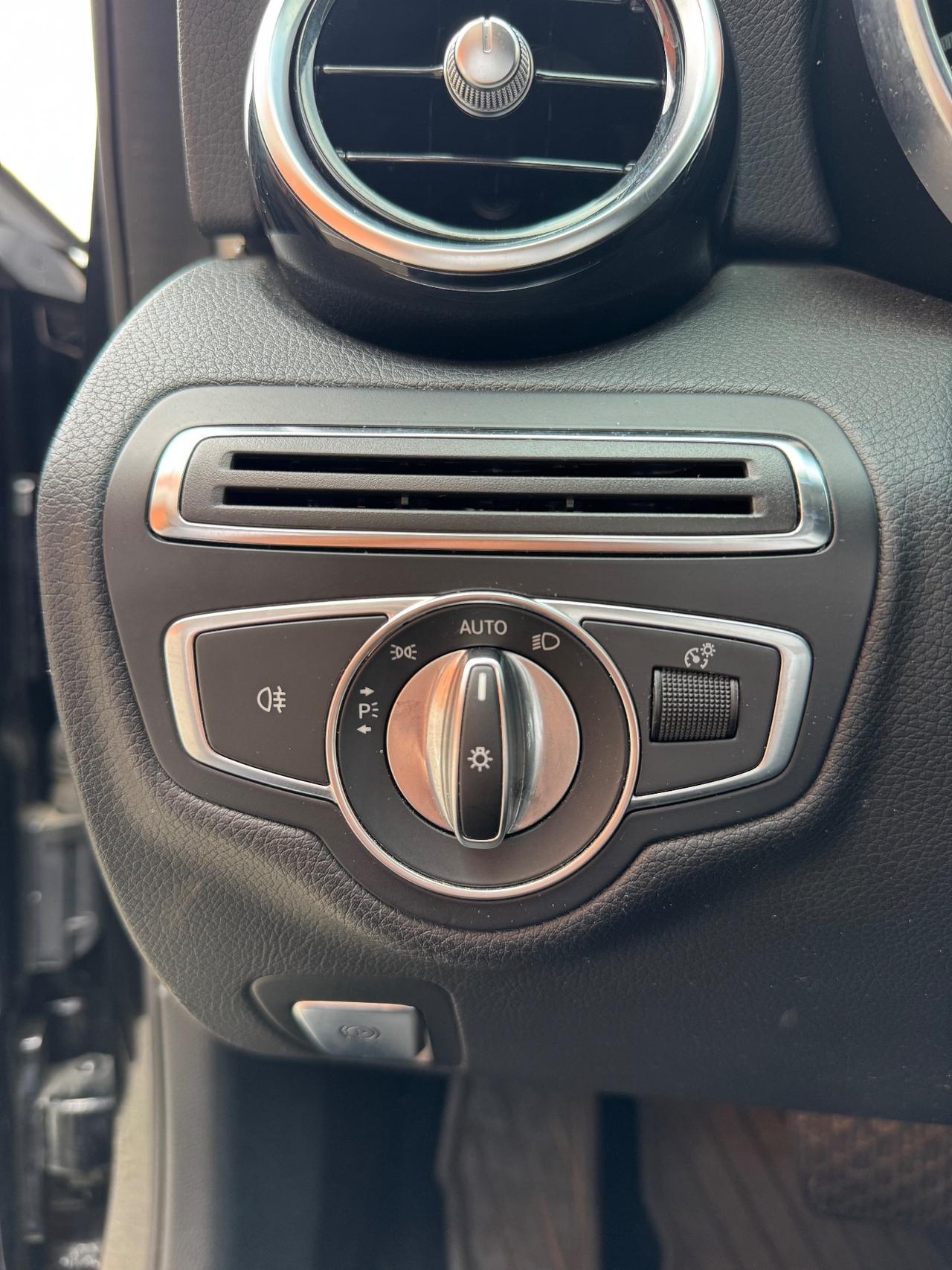 Mercedes-benz C 220 d 4Matic Auto Premium