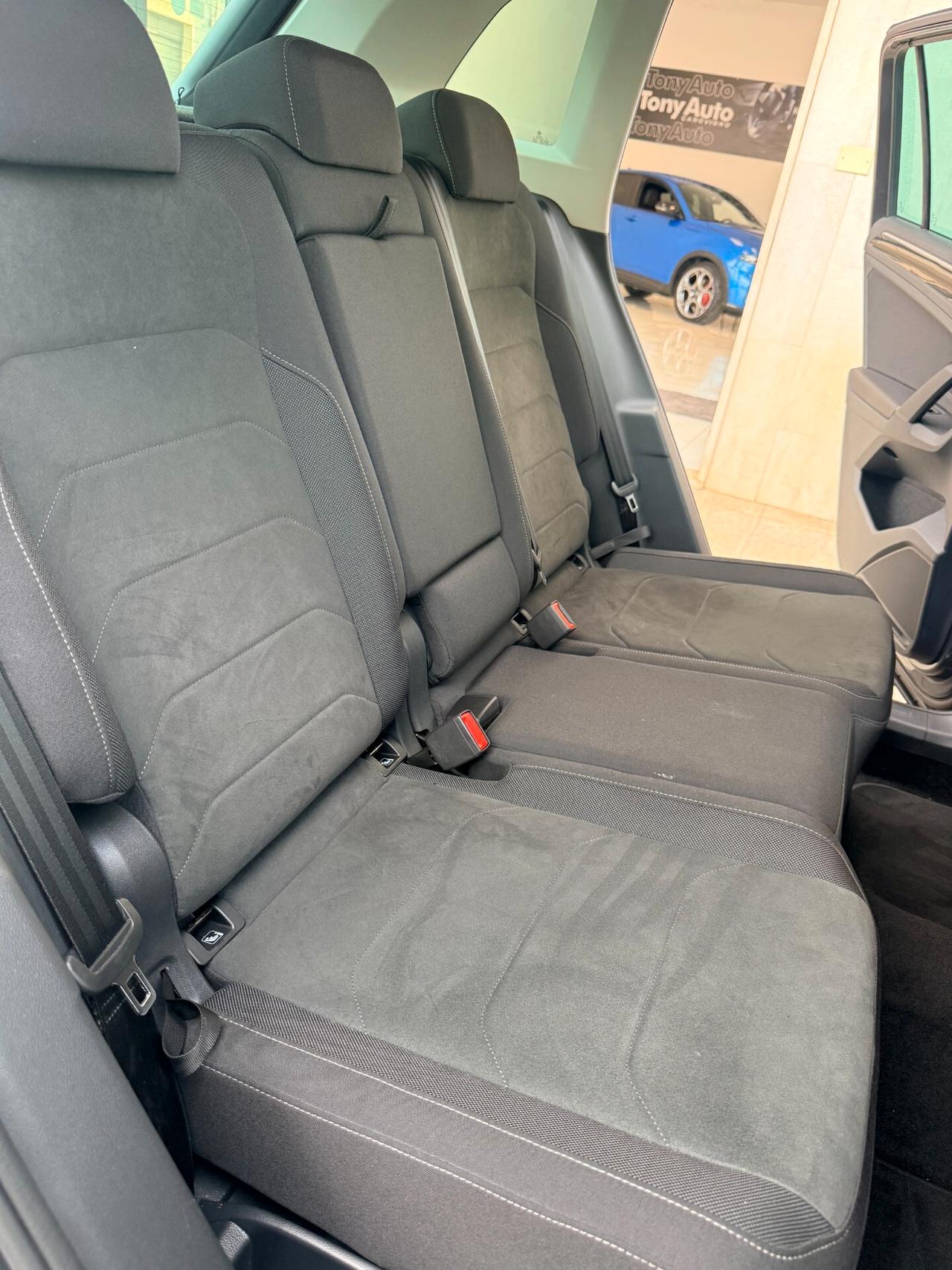 Volkswagen Tiguan 2.0 tdi Elegance 150cv dsg APPLE CARPLAY,ANDROID AUTO,TELECAMERA,NAVI,VIRTUAL COCKPIT,ALCANTARA