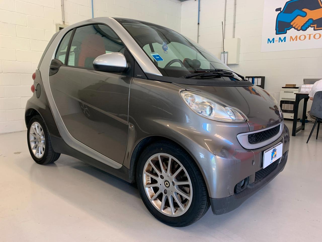 Smart ForTwo 1000 62 kW coupé passion