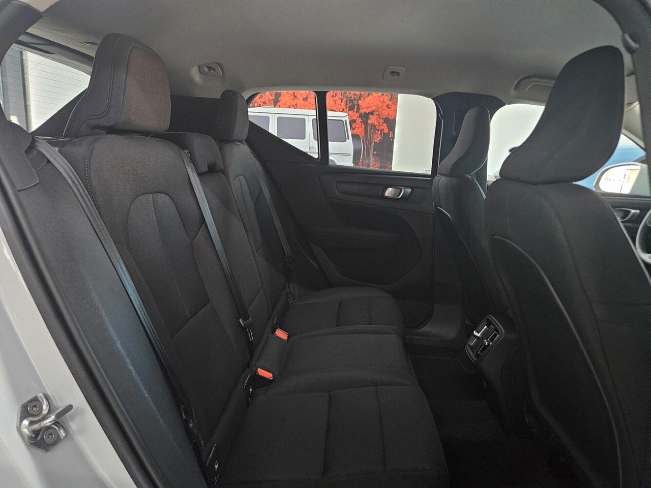 Volvo XC40 2.0 Business awd my20 - IVA ESPOSTA