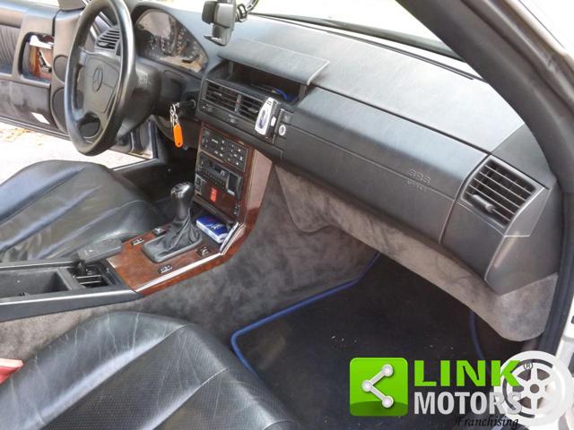 MERCEDES-BENZ SL 280 chiusa trasformabile funzionante ben tenuta