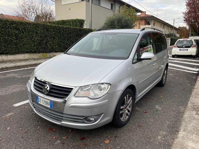 VOLKSWAGEN Touran 2.0 Highline Ecofuel 7 posti
