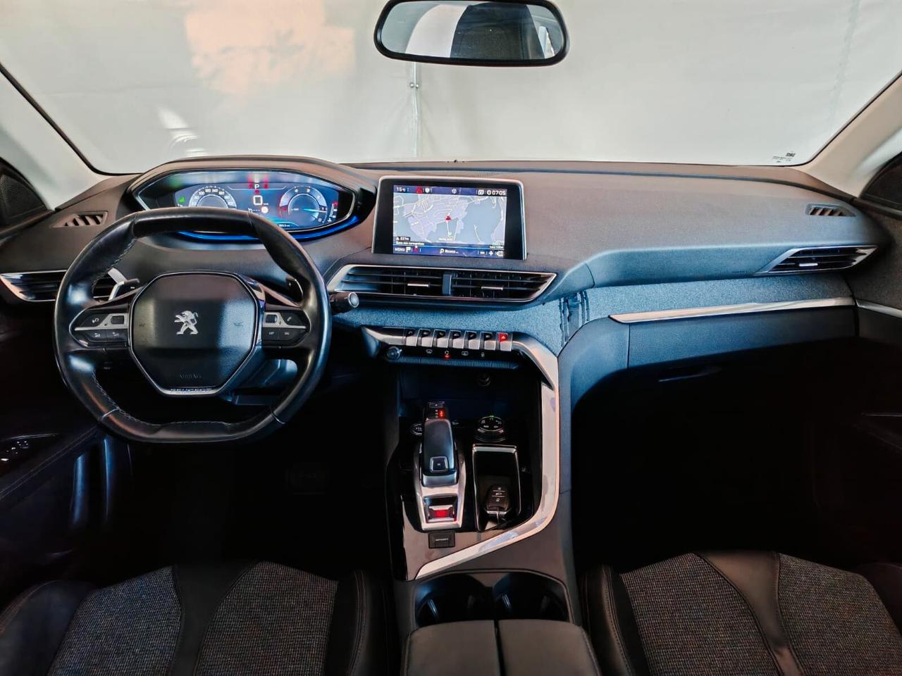 Peugeot 3008 Bluehdi 120 S&S Eat6 Allure