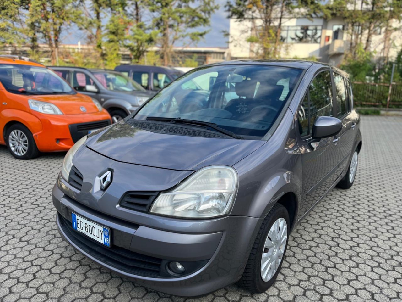 Renault Modus Grand Modus 1.2 16V Wave