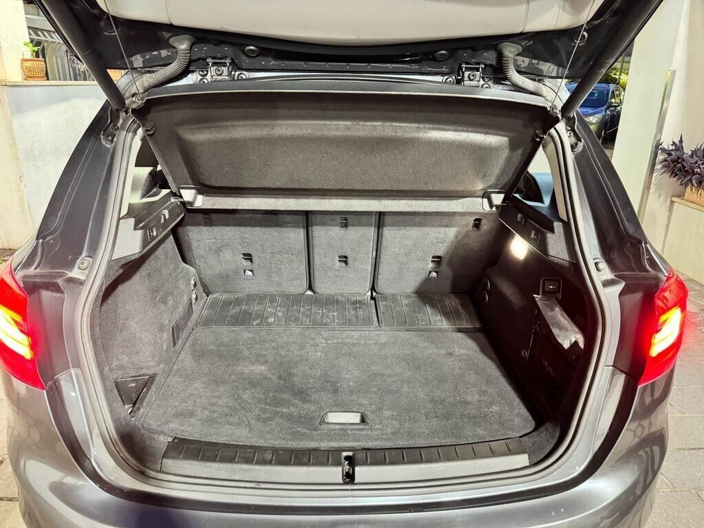 BMW 216d F45 Active Tourer Luxury