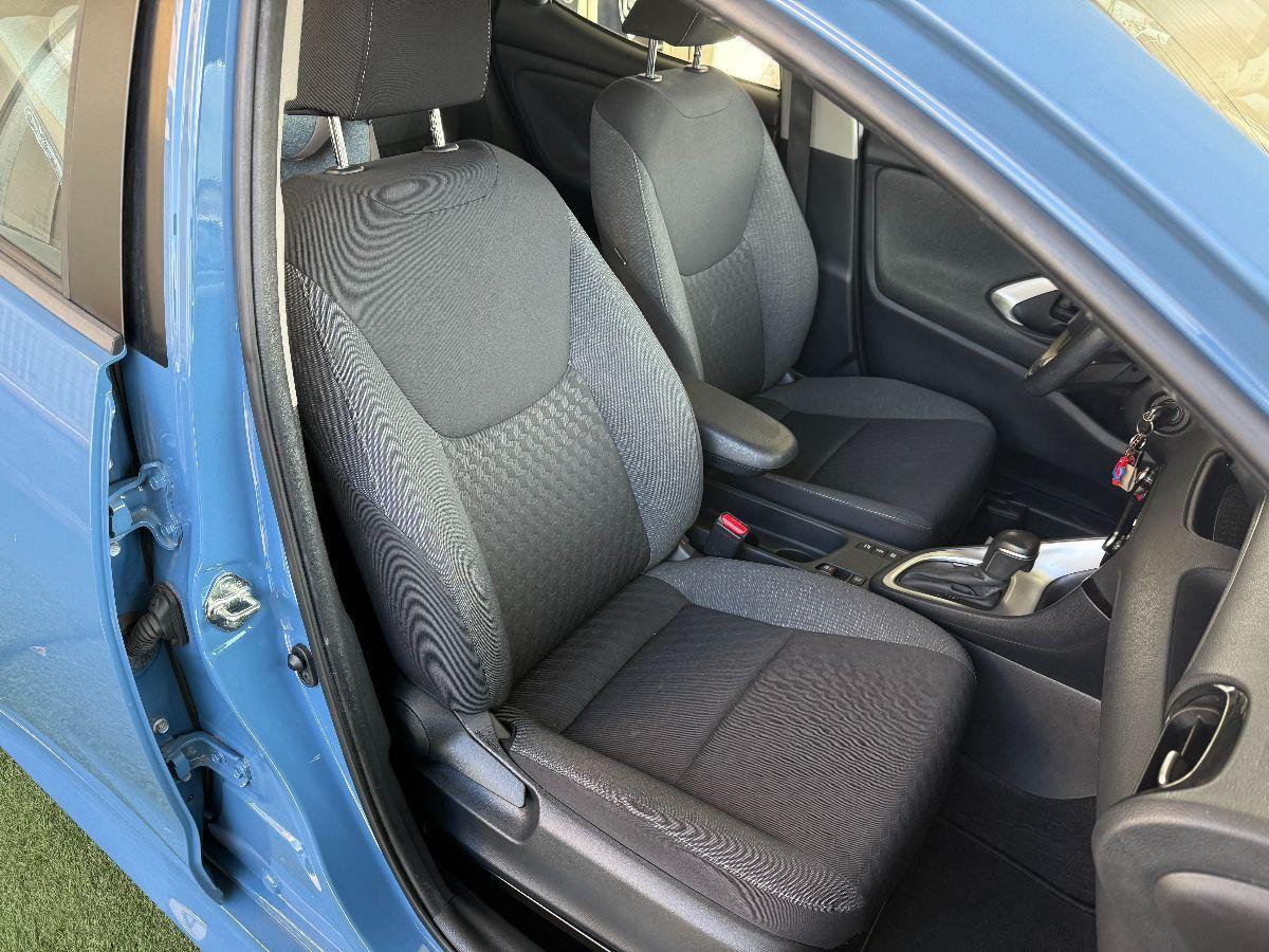 TOYOTA - Yaris 1.5h Active