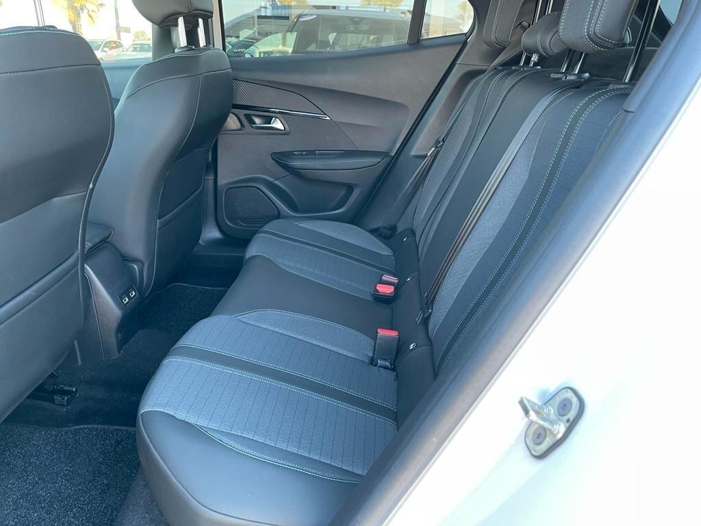 Peugeot 2008 ALLURE PACK PureTech 130 EAT8 SPOTICAR