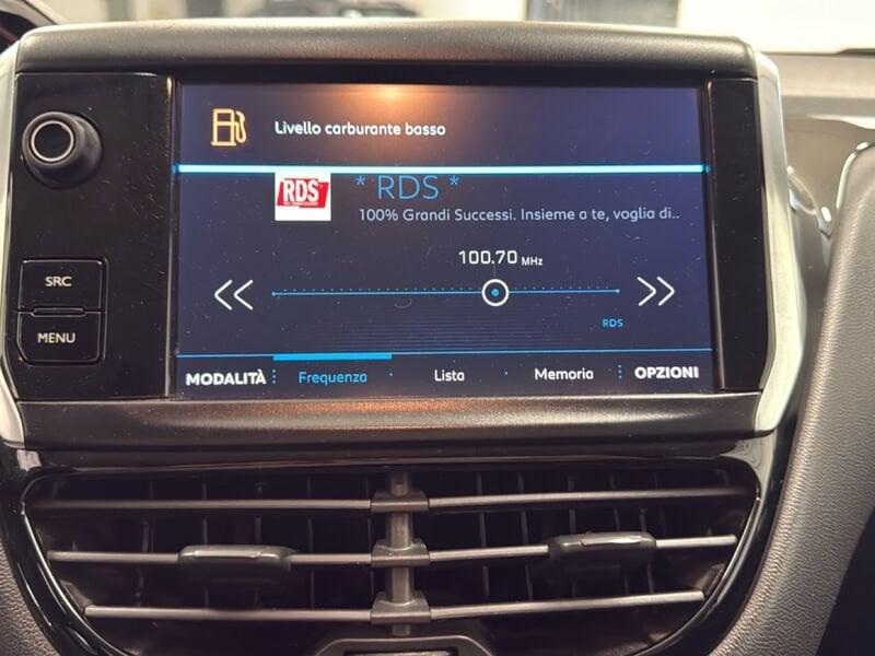 Peugeot 208 BlueHDi 75 5 porte Black Line