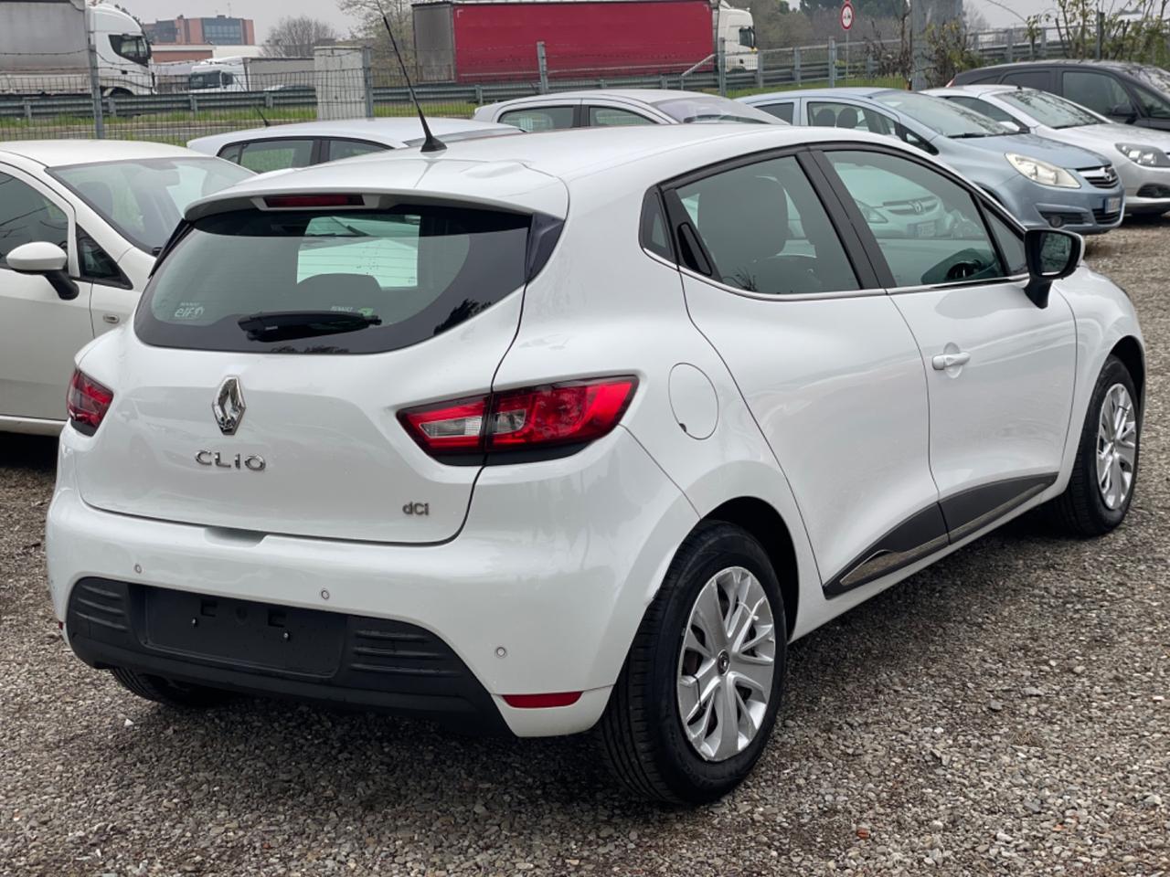 Renault Clio dCi 4 posti