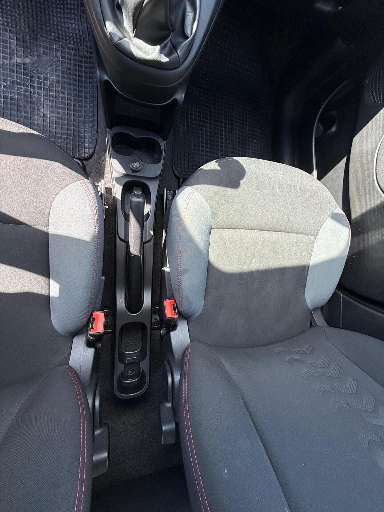 Fiat Panda 1.2 Connected by Wind